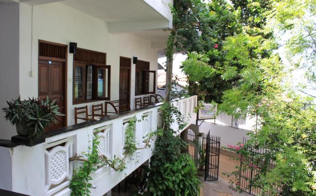 Фото отеля Unawatuna Beach Bungalow