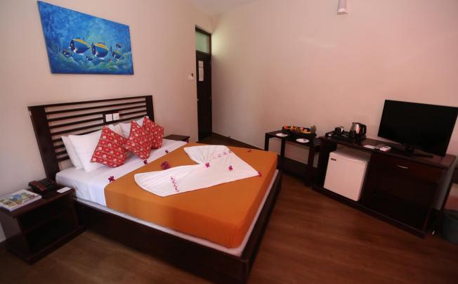 Фото отеля Hikkaduwa Beach Resort