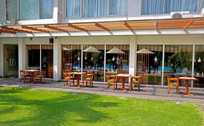 Фото отеля Ramada Colombo