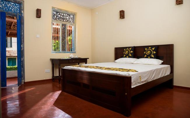 Фото отеля Lavinia House