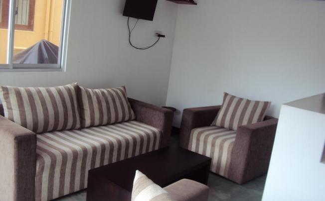 Фото отеля SEA BREEZE DELUXE INN