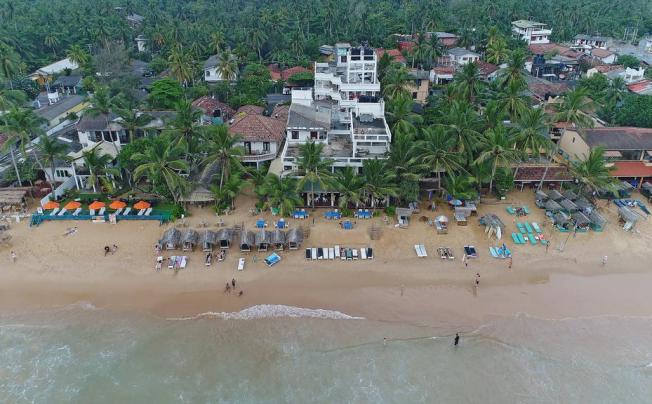 Фото отеля W&d Beach Hotel & Restaurant