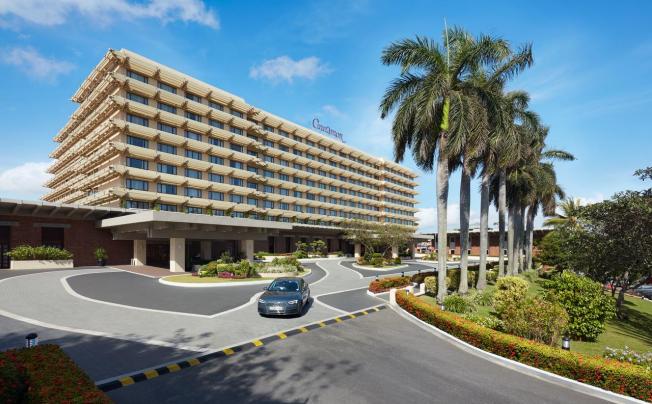Фото отеля Cinnamon Lakeside Hotel