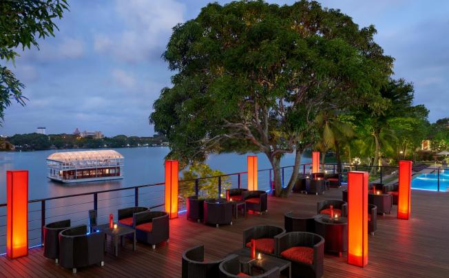 Фото отеля Cinnamon Lakeside Hotel