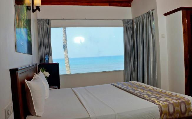 Фото отеля Roy Villa Beach Hotel