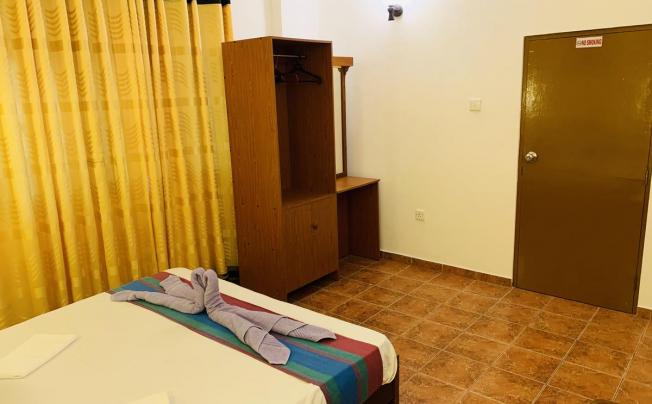 Фото отеля Sam's Guest House