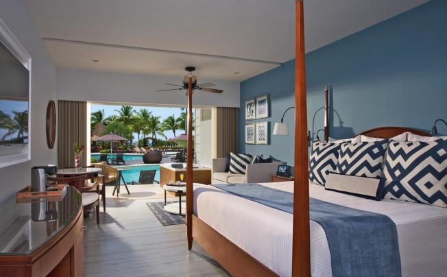 Фото отеля Secrets St. James Montego Bay