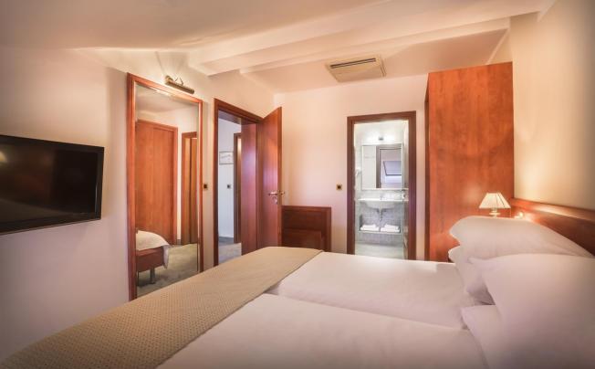 Фото отеля Valamar Zvonimir Hotel