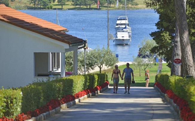 Фото отеля Apartments Galijot Plava Laguna