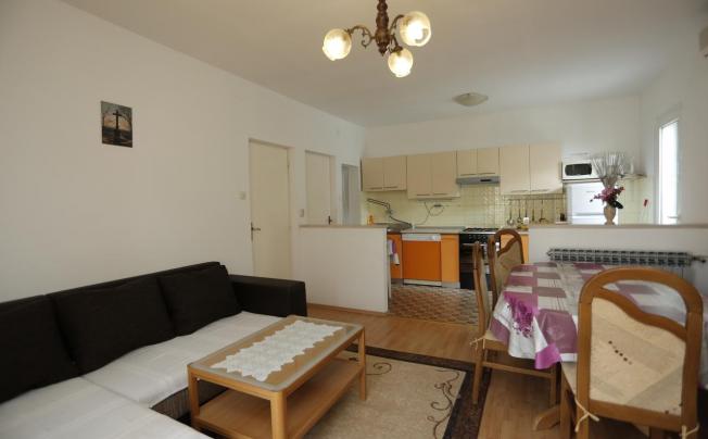 Фото отеля Santic Apartments