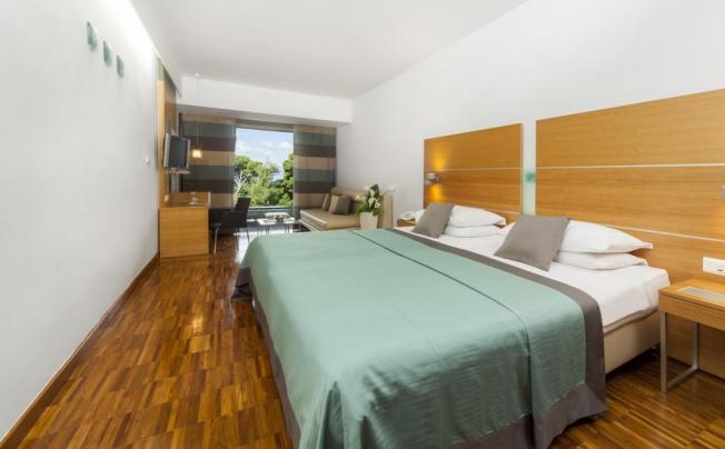 Фото отеля Bluesun Hotel Soline