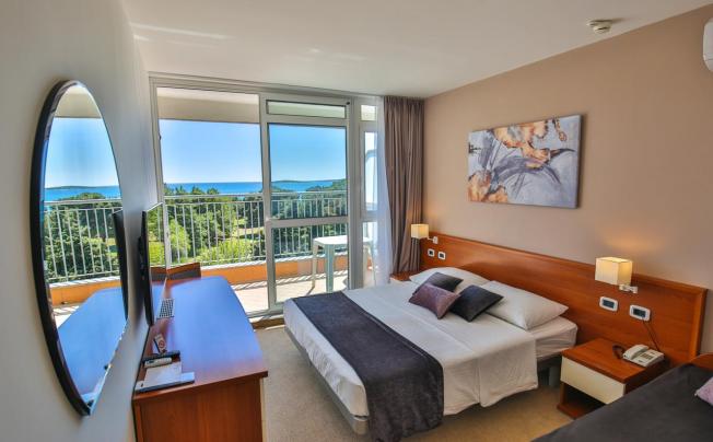 Фото отеля Holiday Hotel Pula