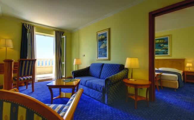 Фото отеля Laurentum Hotel 
