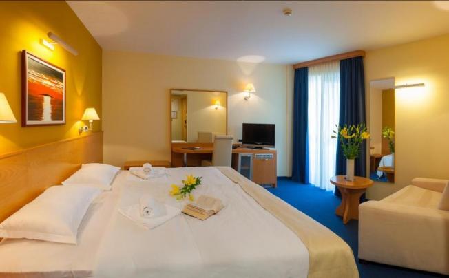 Фото отеля saudade hotel gradac