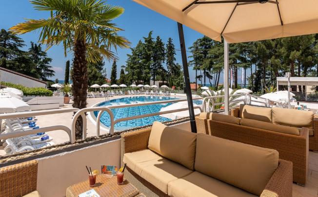 Фото отеля Pinia Sunny Residence By Valamar