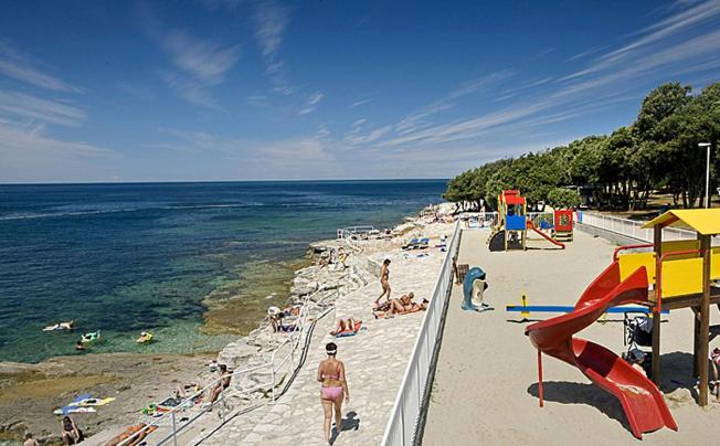 Фото отеля Lanterna Sunny Resort by Valamar