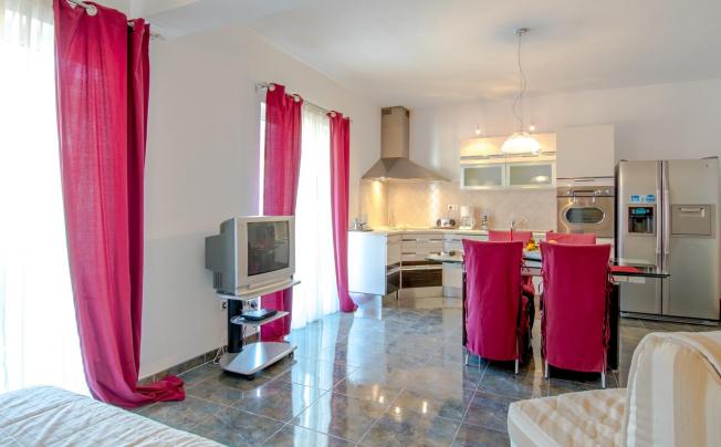Фото отеля APARTMENTS DUJE