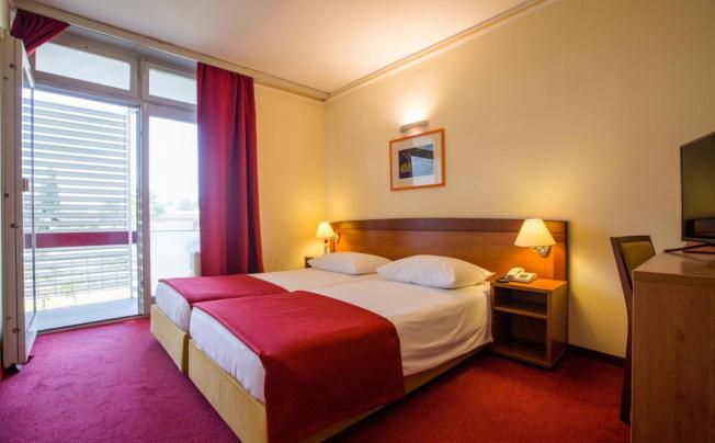 Фото отеля Solaris Beach Hotel Niko