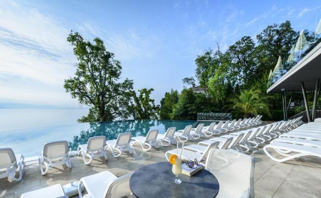 Фото отеля Grand Hotel Adriatic II