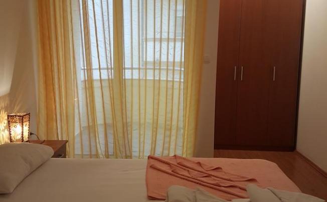 Фото отеля Jovan Apartments