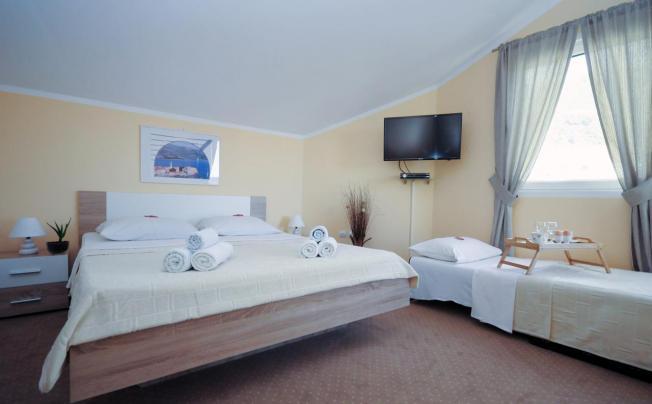 Фото отеля Budva Inn Guest House
