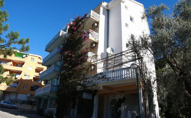 Villa Dana Apartments