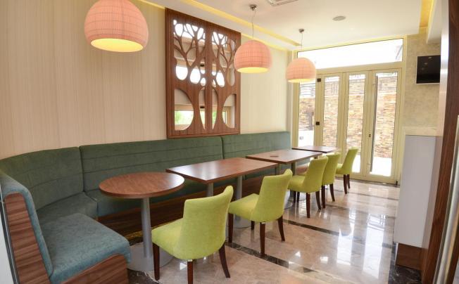 Фото отеля Atina Hotel