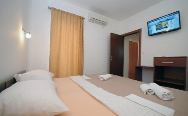 Фото отеля Tatjana Hotel
