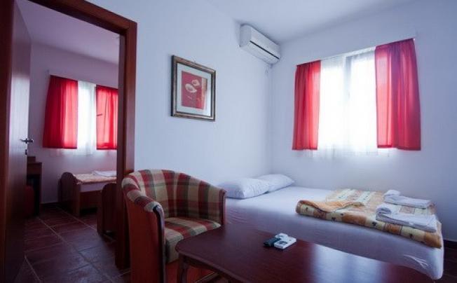 Фото отеля Tatjana Hotel