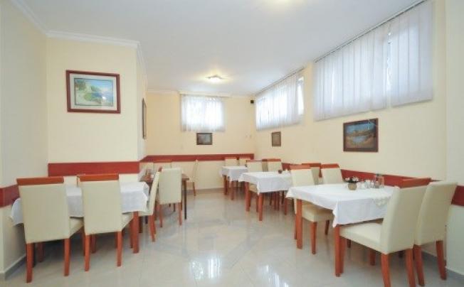 Фото отеля Tatjana Hotel
