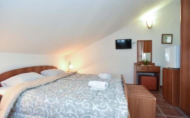 Фото отеля Tatjana Hotel