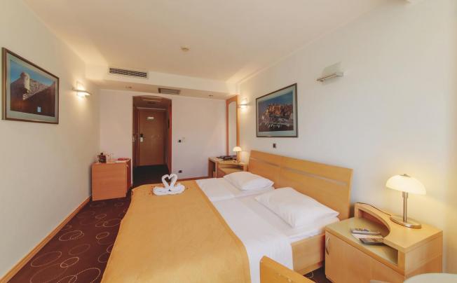 Фото отеля Montenegro Beach Resort