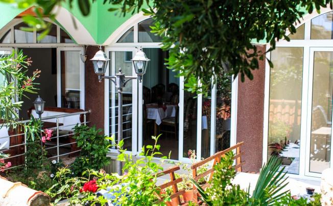 Фото отеля Hoti hotel