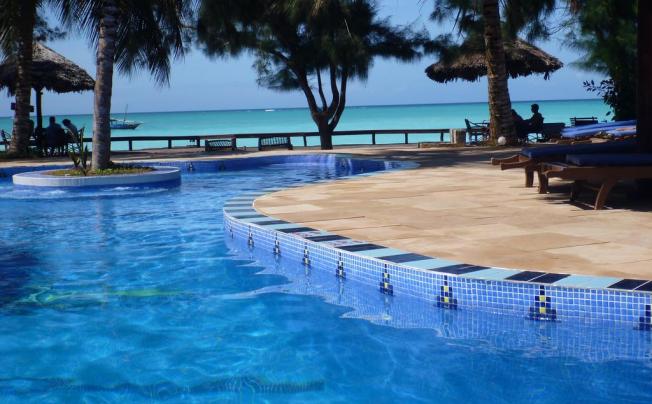 Фото отеля Mnarani Beach Cottages