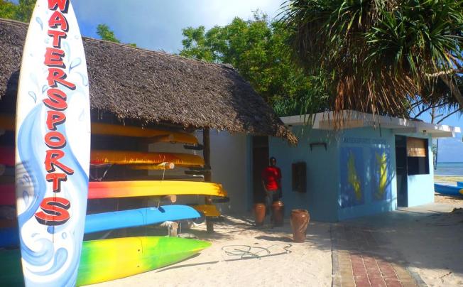 Фото отеля Mnarani Beach Cottages