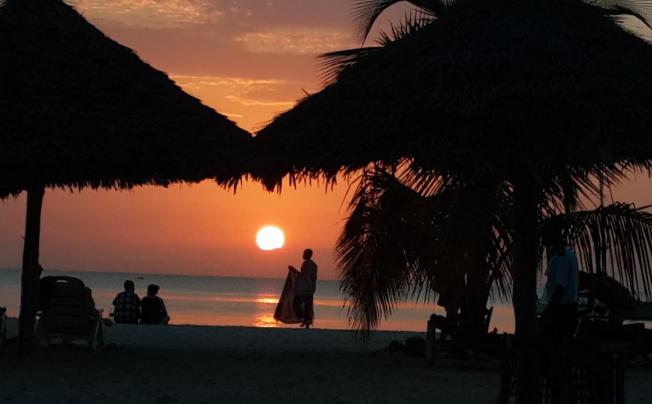 Фото отеля Sunset Kendwa Bungalows Resort