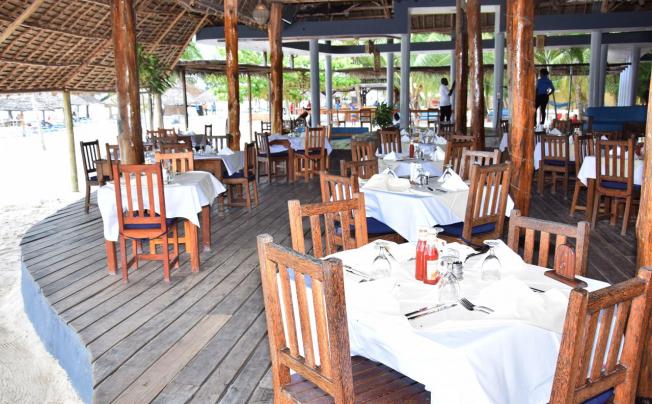 Фото отеля Sunset Kendwa Bungalows Resort