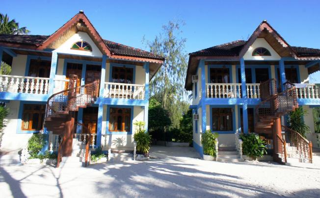 Фото отеля Smiles Beach Hotel