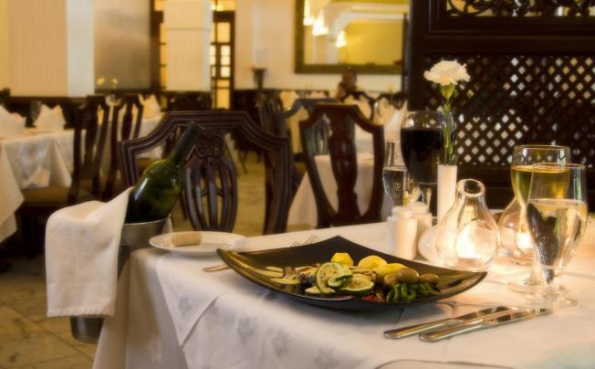 Фото отеля Protea Hotel Dar Es Salaam Courtyard