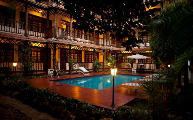 Фото отеля Protea Hotel Dar Es Salaam Courtyard