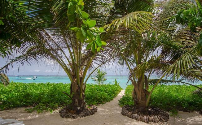 Фото отеля Pied Dans L`eau Holiday Apartment
