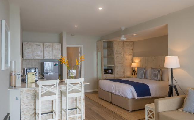 Фото отеля LE NAUTIQUE LUXURY BEACHFRONT APARTMENTS