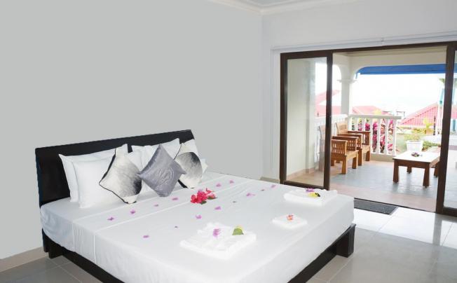 Фото отеля Le Relax Hotel & Restaurant