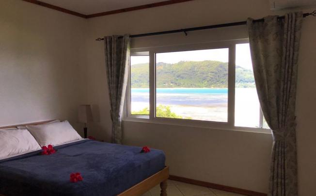 Фото отеля SAILFISH BEACH VILLAS