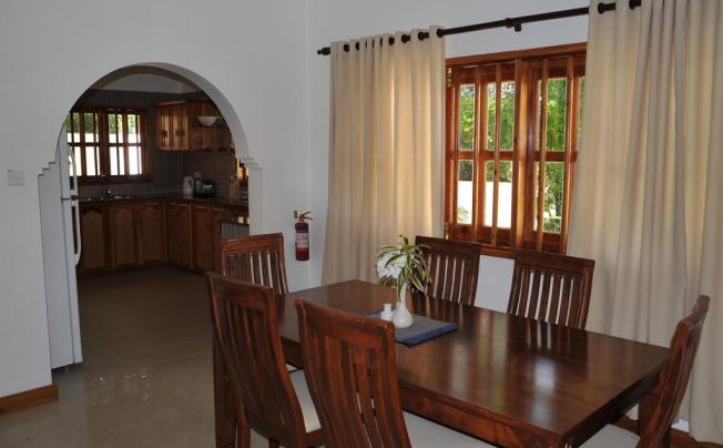 Фото отеля La Fontaine Holiday Apartment
