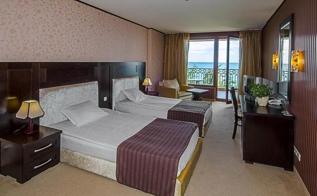 Фото отеля Morsko Oko Garden Hotel 