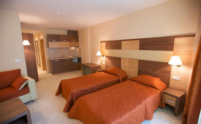 Фото отеля Sea breeze hotel