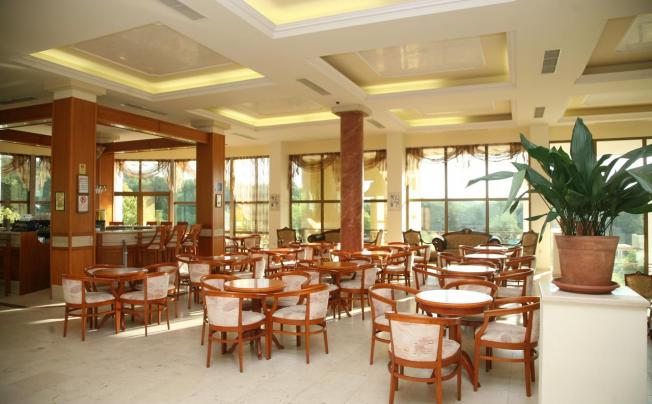 Фото отеля Belleville hotel DUNI 