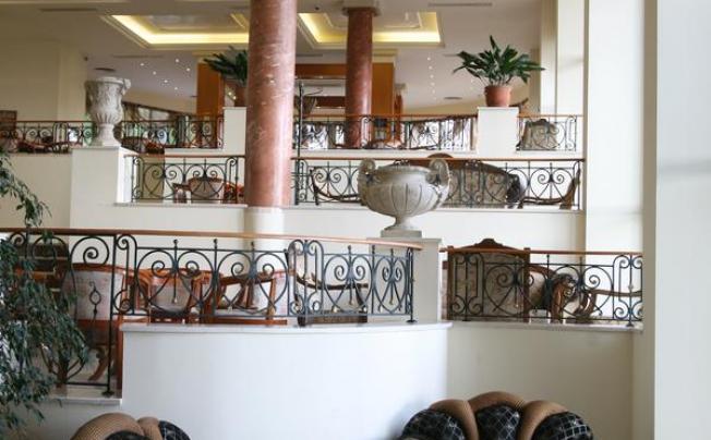 Фото отеля Belleville hotel DUNI 