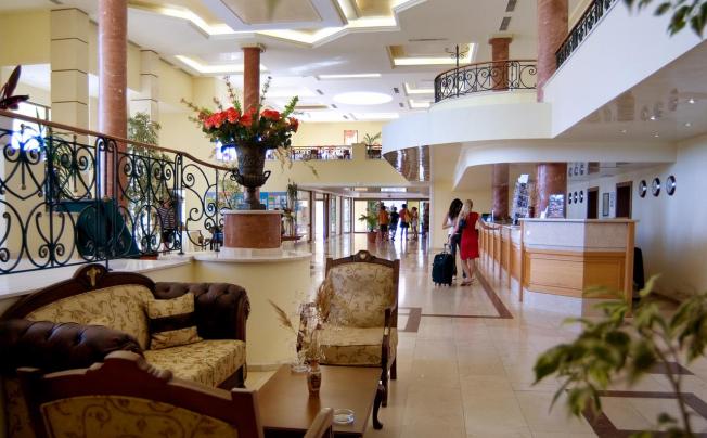 Фото отеля Belleville hotel DUNI 